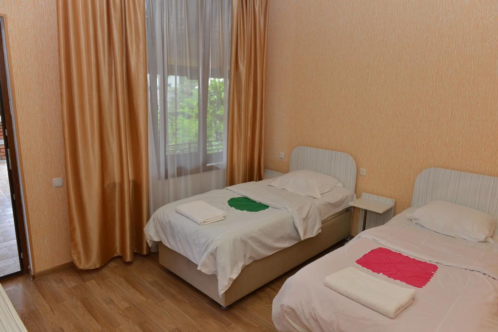 Hotel Tourist Akhaltsikhe  Camera foto