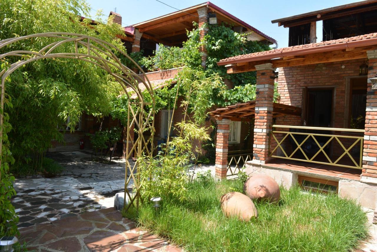 Hotel Tourist Akhaltsikhe  Esterno foto
